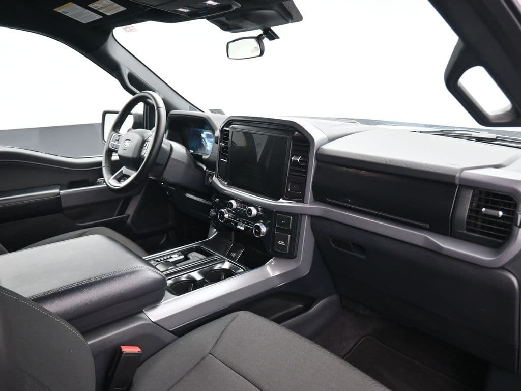 2025 Ford F-150 XLT, photo 44 of 62