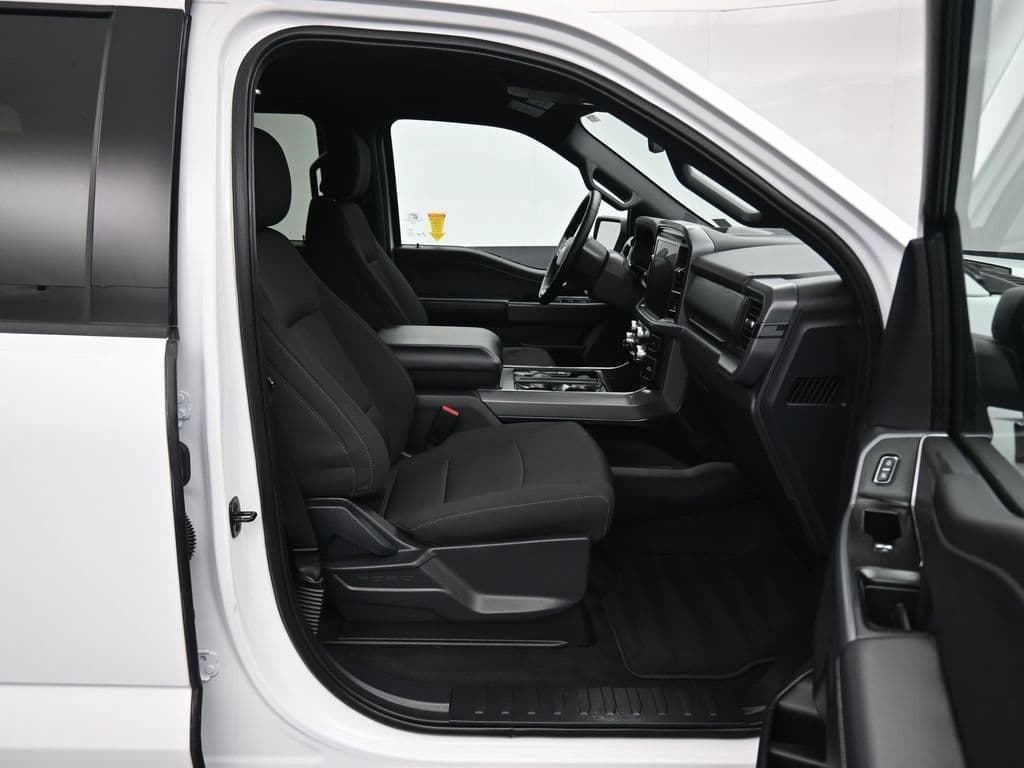 2025 Ford F-150 XLT, photo 43 of 62
