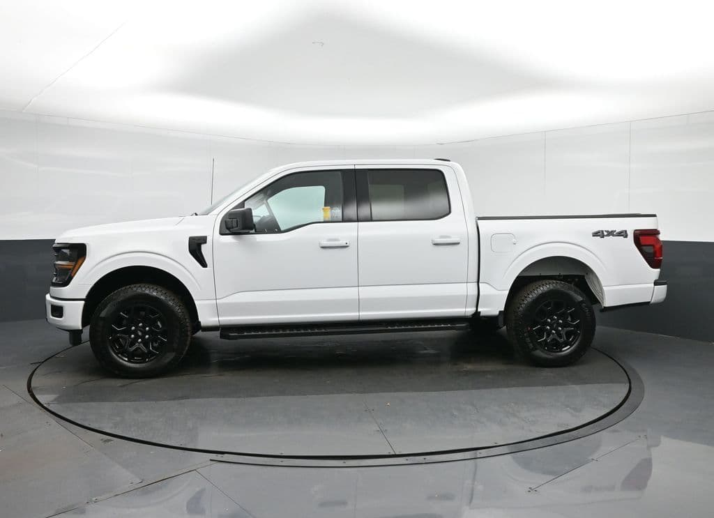 2025 Ford F-150 XLT, photo 4 of 62