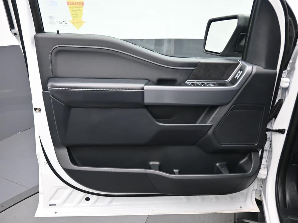 2025 Ford F-150 XLT, photo 9 of 62