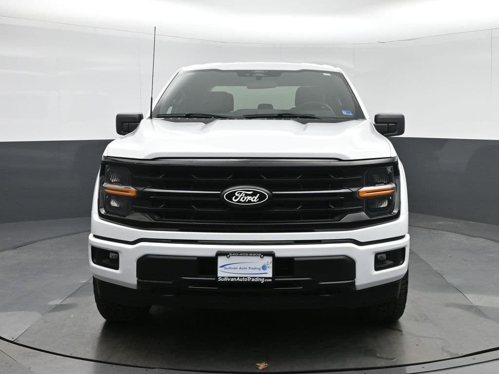 2025 Ford F-150 XLT, photo 2 of 62