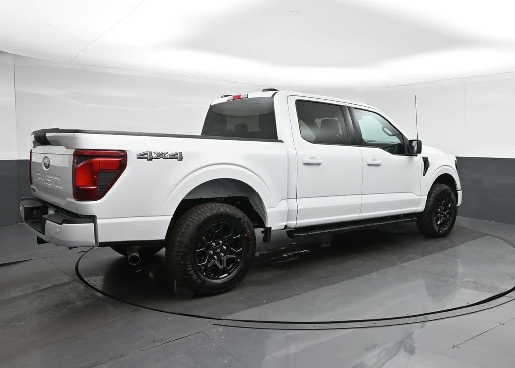 2025 Ford F-150 XLT, photo 7 of 62