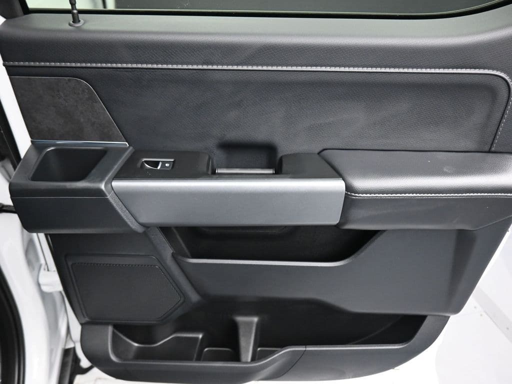 2025 Ford F-150 XLT, photo 37 of 62