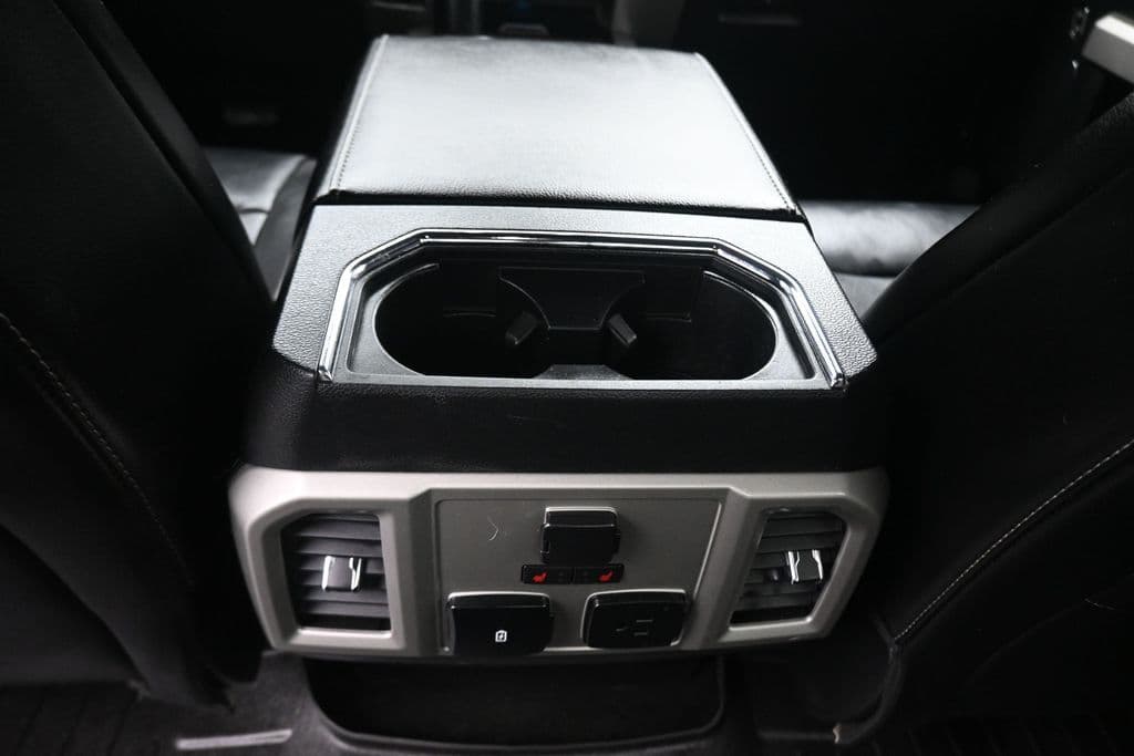 2019 Ford F-150 Lariat, photo 34 of 60