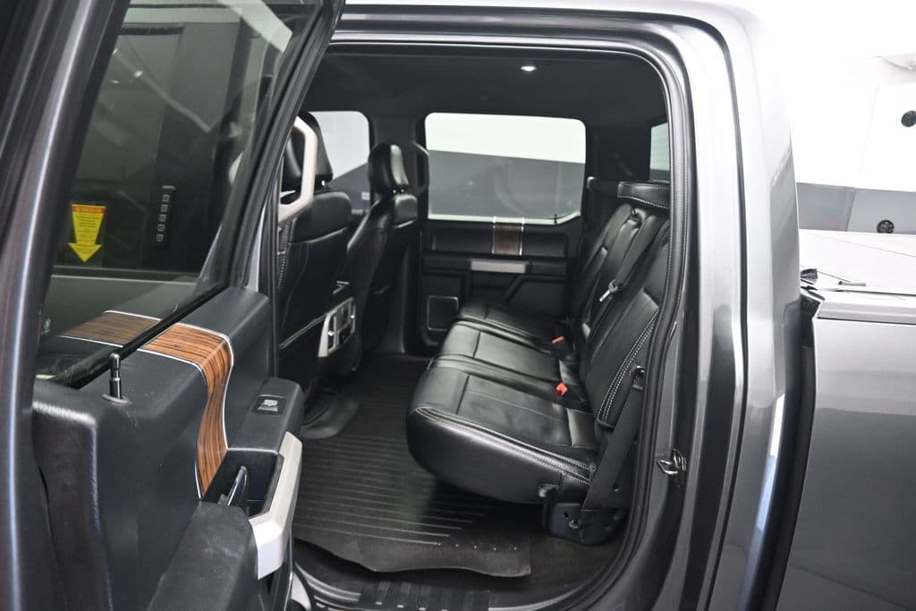 2019 Ford F-150 Lariat, photo 30 of 60