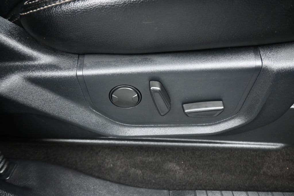 2019 Ford F-150 Lariat, photo 43 of 60