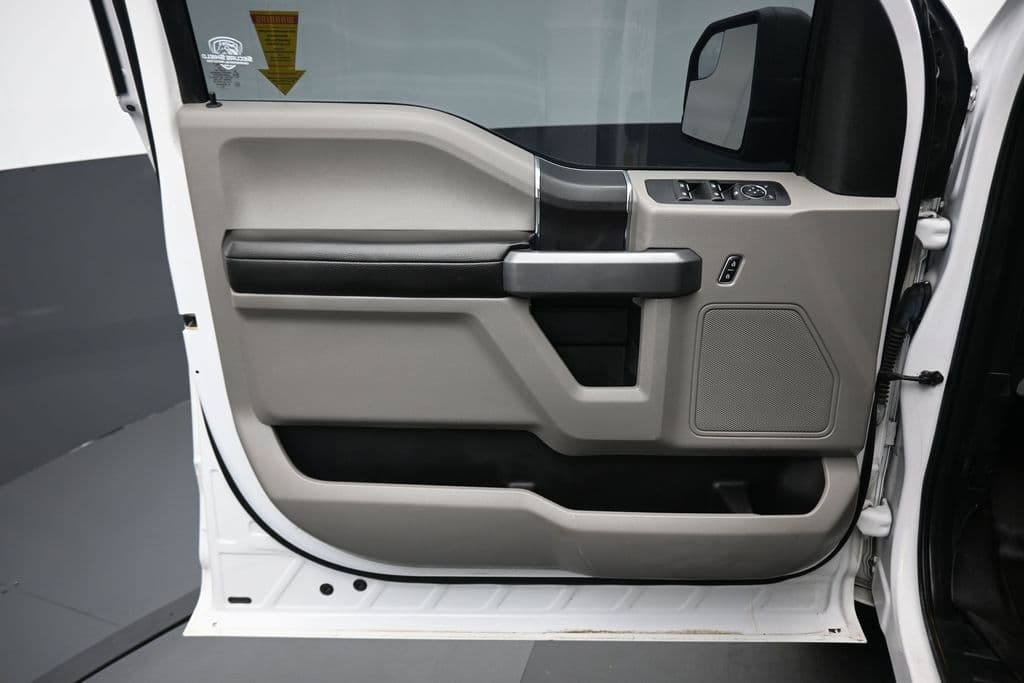 2018 Ford F-150 XLT, photo 9 of 55