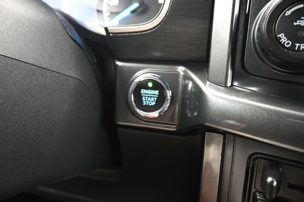 2021 Ford F-150 XLT, photo 22 of 62