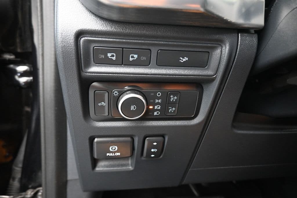 2022 Ford F-150 Lariat, photo 30 of 68