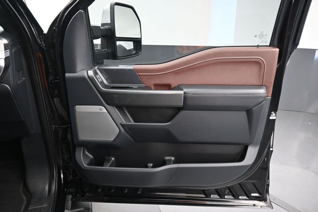 2022 Ford F-150 Lariat, photo 46 of 68