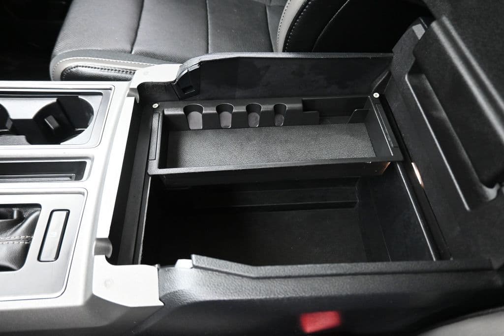 2020 Ford F-150 Raptor, photo 29 of 71