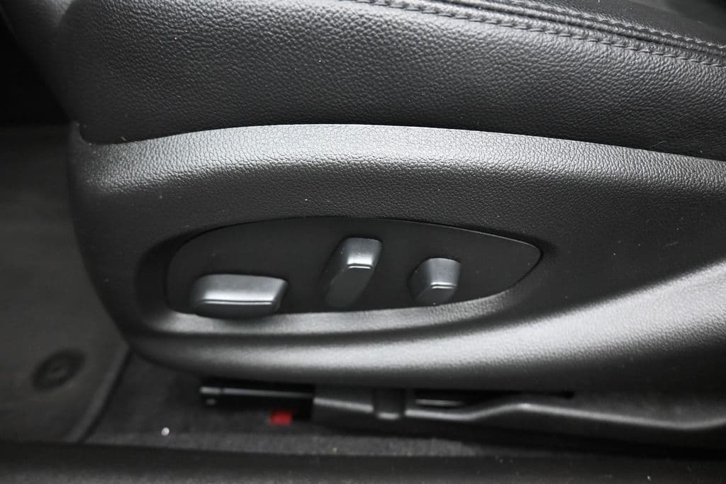2019 Chevrolet Impala LT, photo 12 of 56
