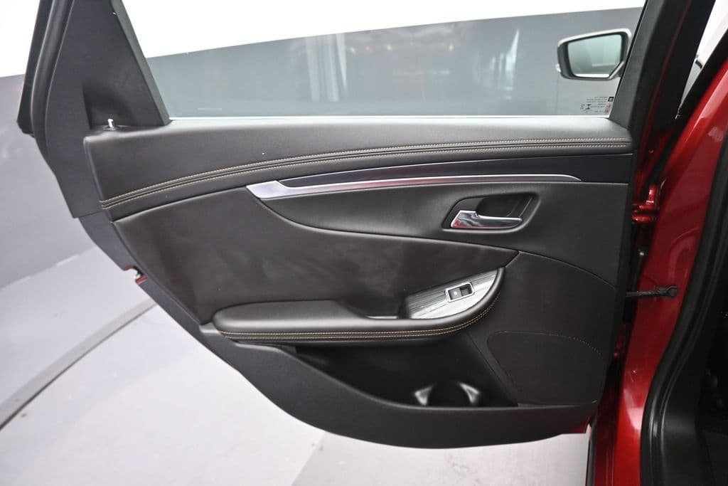 2019 Chevrolet Impala LT, photo 28 of 56