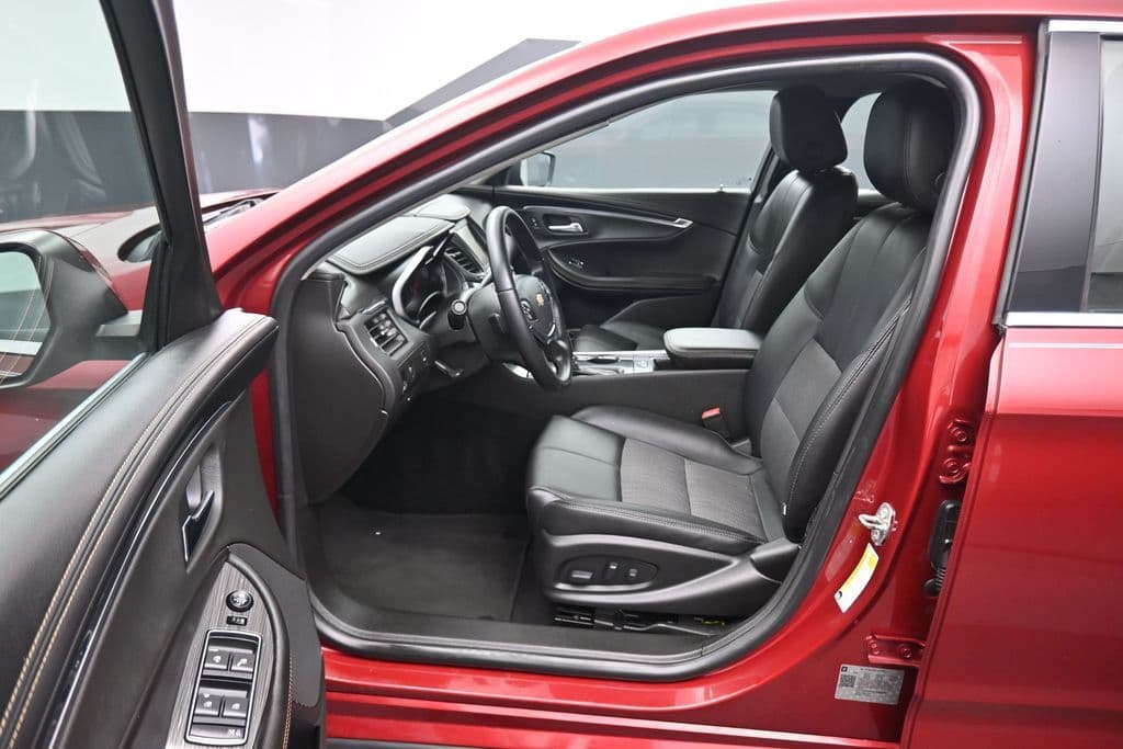 2019 Chevrolet Impala LT, photo 11 of 56