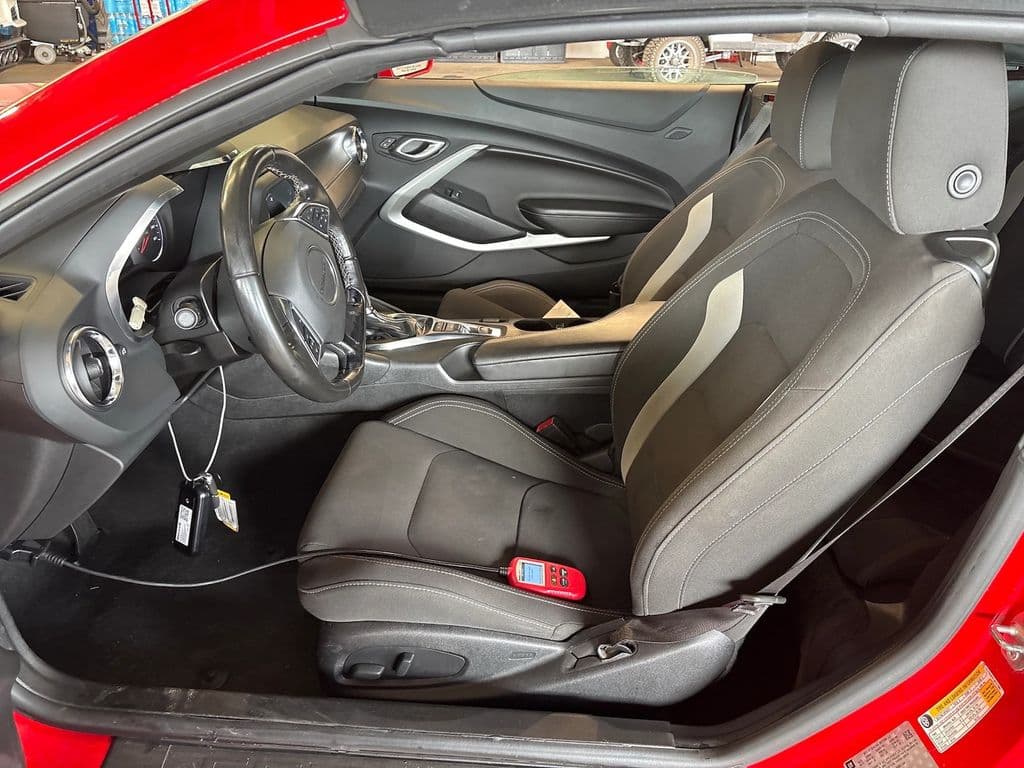2018 Chevrolet Camaro 1LT, photo 8 of 8