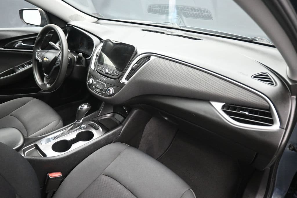 2020 Chevrolet Malibu LS 1FL, photo 38 of 55