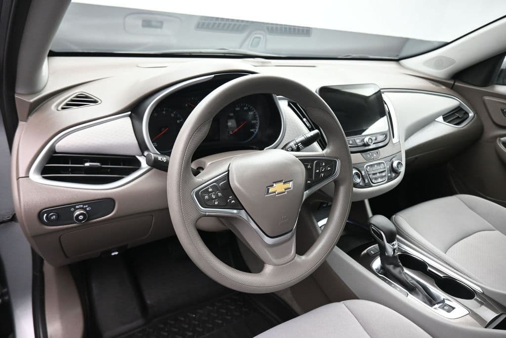 2024 Chevrolet Malibu LT 1LT, photo 13 of 55