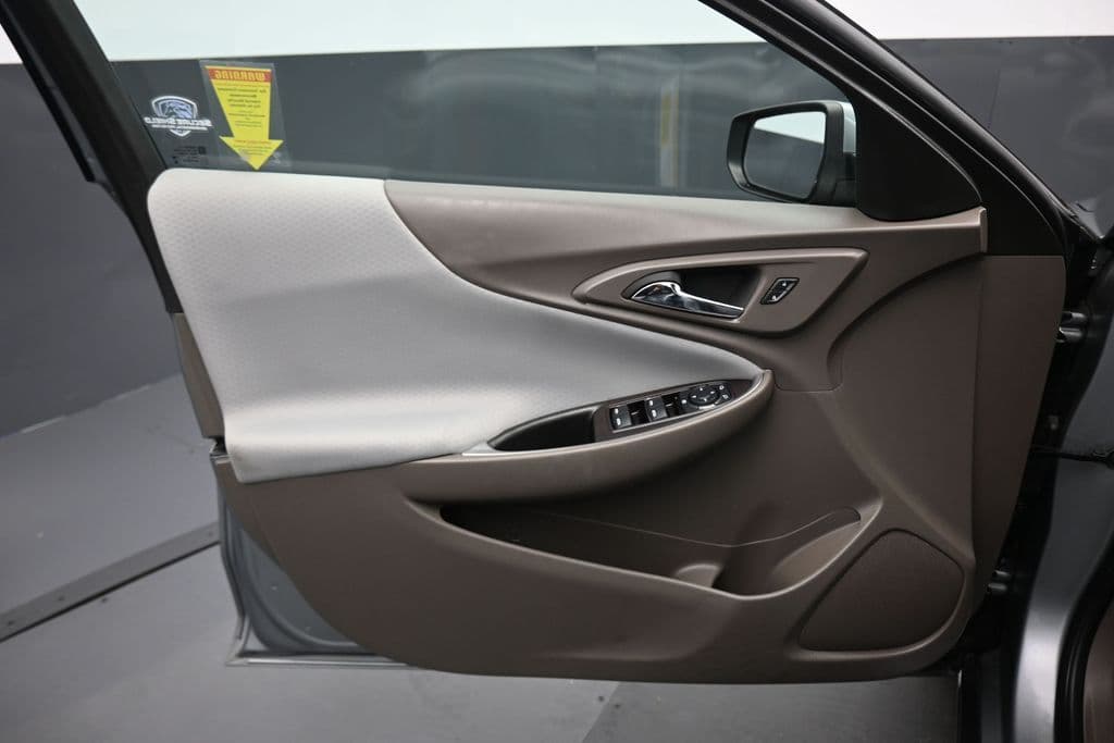 2024 Chevrolet Malibu LT 1LT, photo 9 of 55