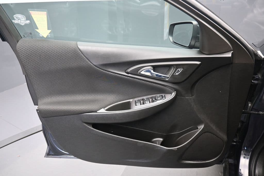 2023 Chevrolet Malibu LT 1LT, photo 9 of 56