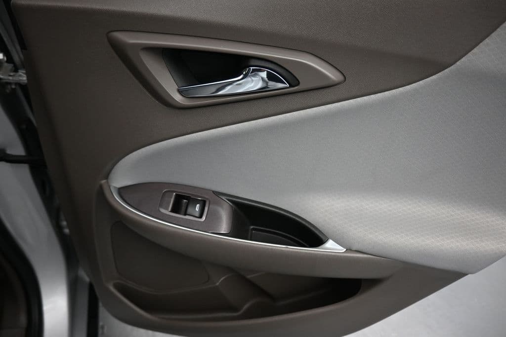 2022 Chevrolet Malibu LT, photo 33 of 57