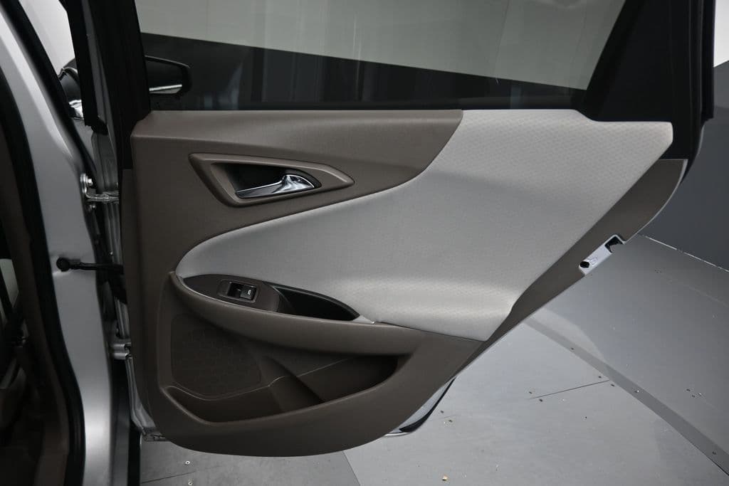 2022 Chevrolet Malibu LT, photo 32 of 57