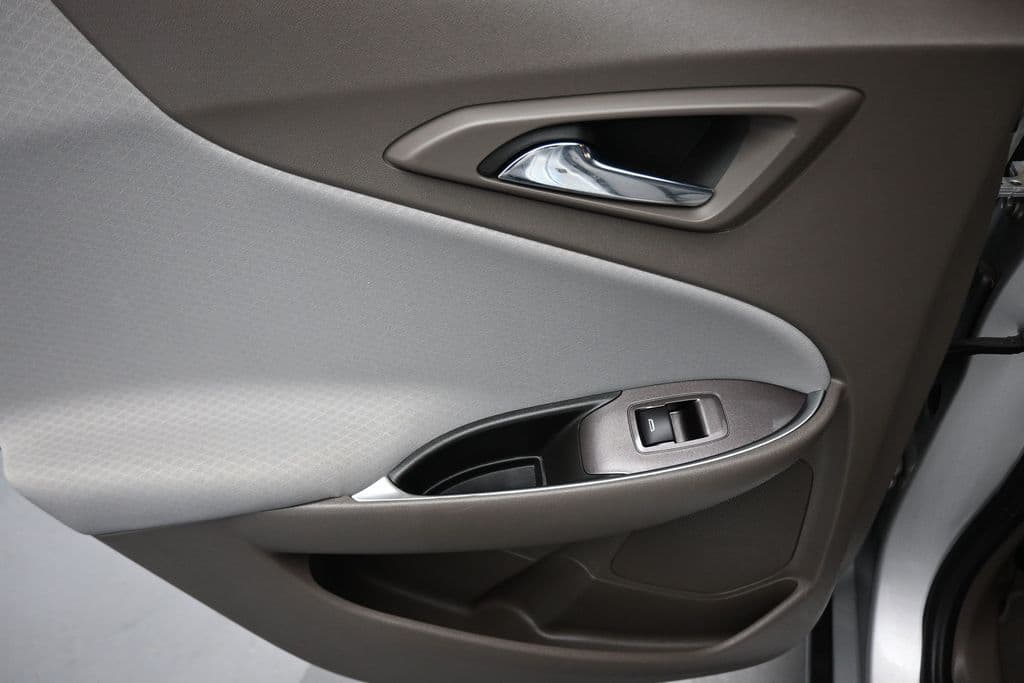 2022 Chevrolet Malibu LT, photo 28 of 57