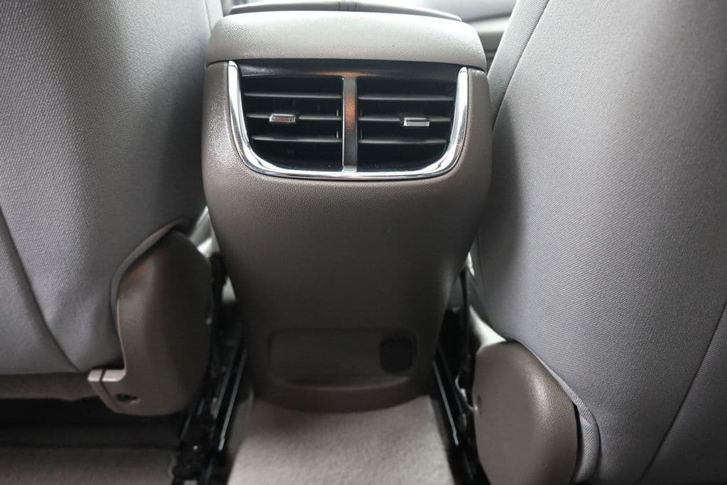 2022 Chevrolet Malibu LT, photo 31 of 57