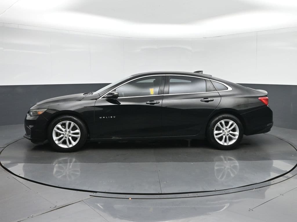 2017 Chevrolet Malibu LT 1LT, photo 4 of 57