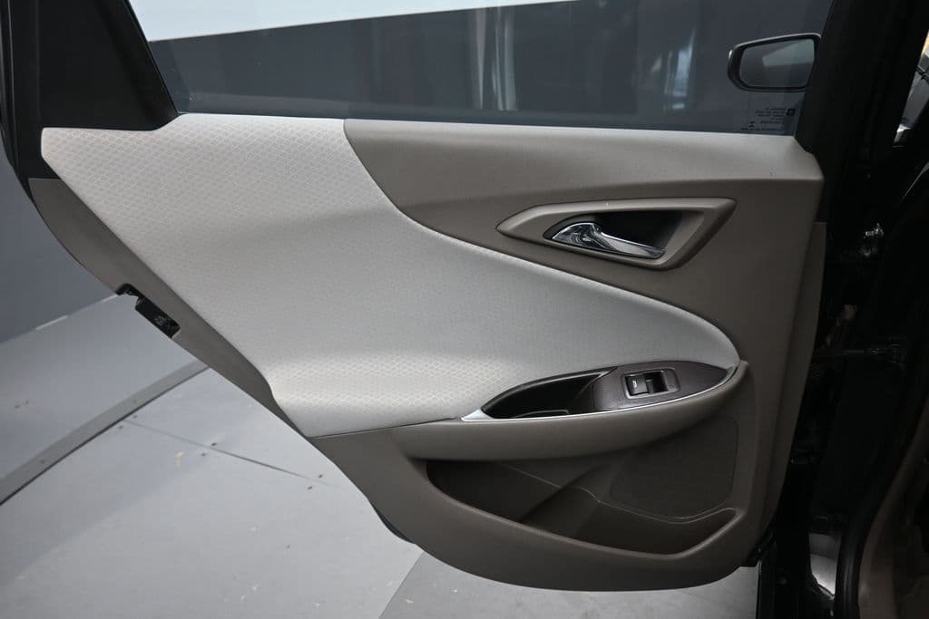 2017 Chevrolet Malibu LT 1LT, photo 28 of 57