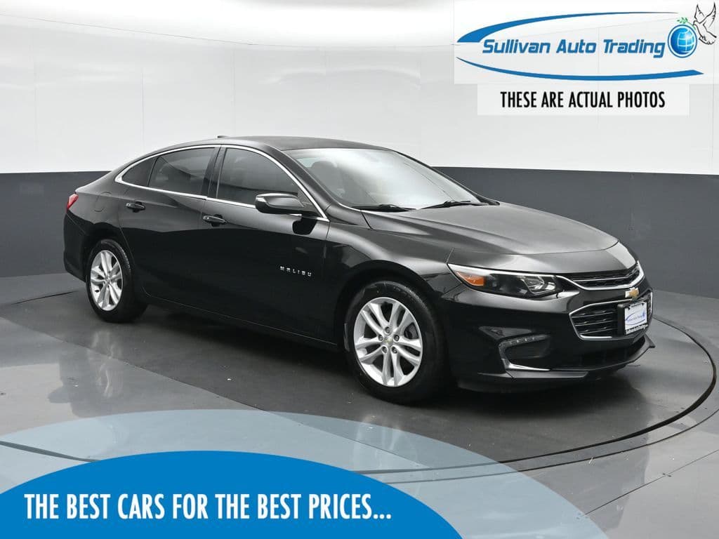 2017 Chevrolet Malibu LT 1LT, photo 1 of 57