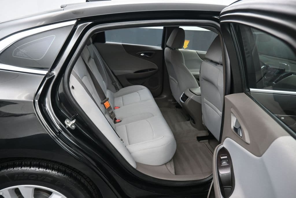 2017 Chevrolet Malibu LT 1LT, photo 35 of 57