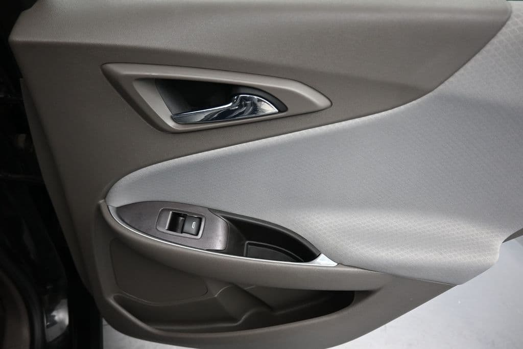 2017 Chevrolet Malibu LT 1LT, photo 34 of 57