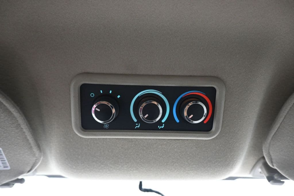 2023 Chevrolet Express 3500 LS Passenger, photo 20 of 56