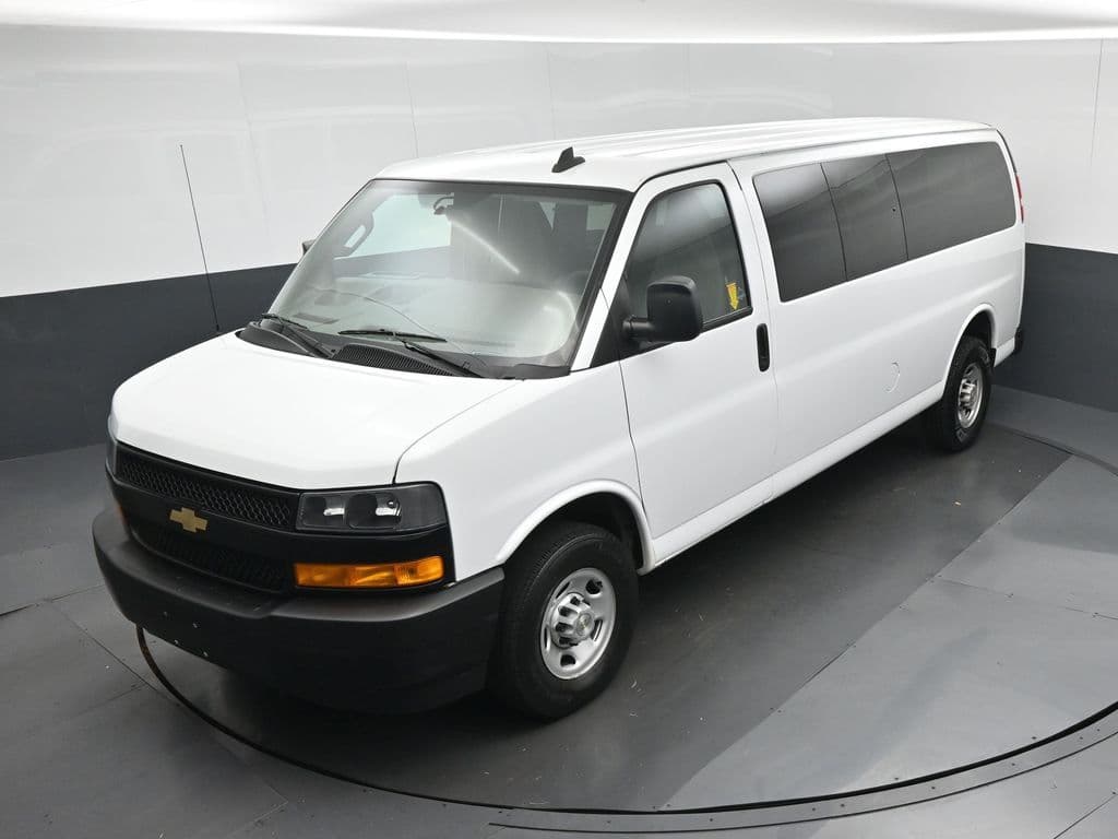 2023 Chevrolet Express 3500 LS Passenger, photo 54 of 56