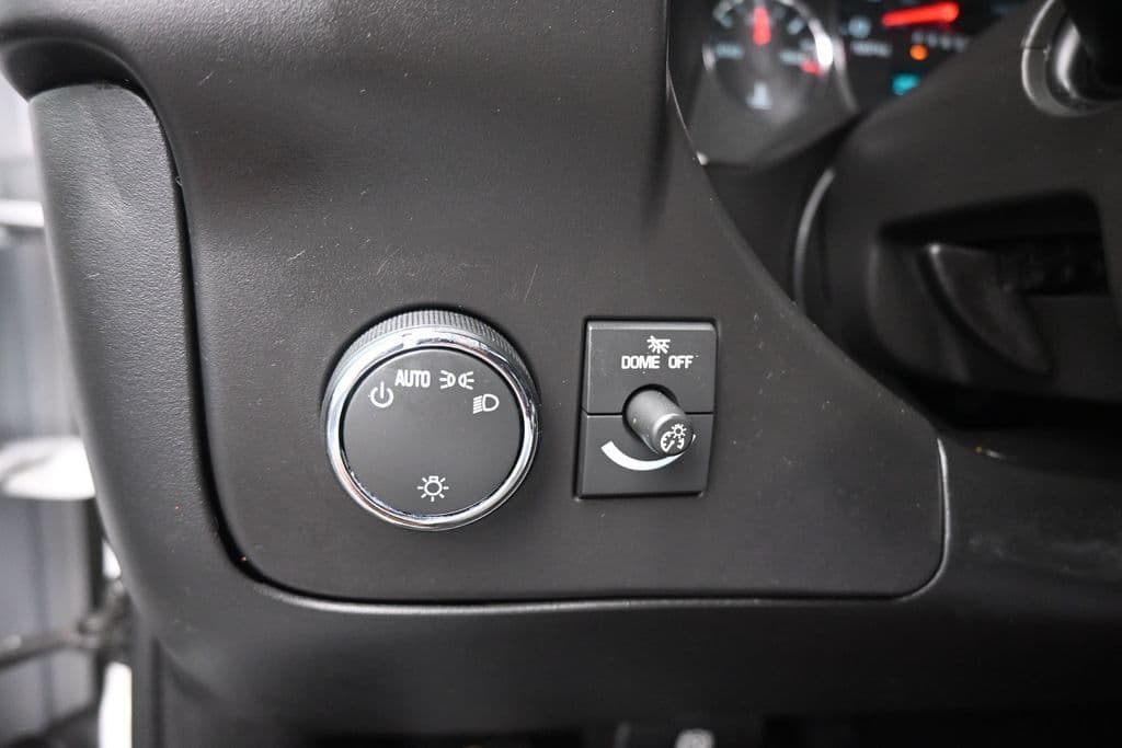 2023 Chevrolet Express 3500 LS Passenger, photo 24 of 56
