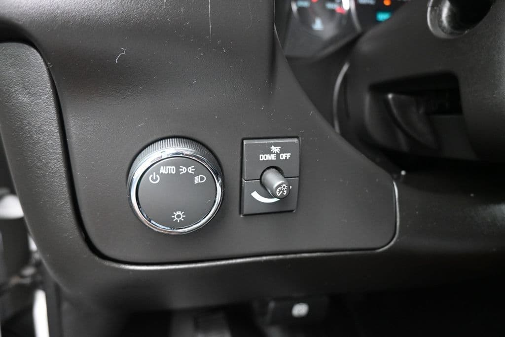 2023 Chevrolet Express 3500 LS Passenger, photo 20 of 53