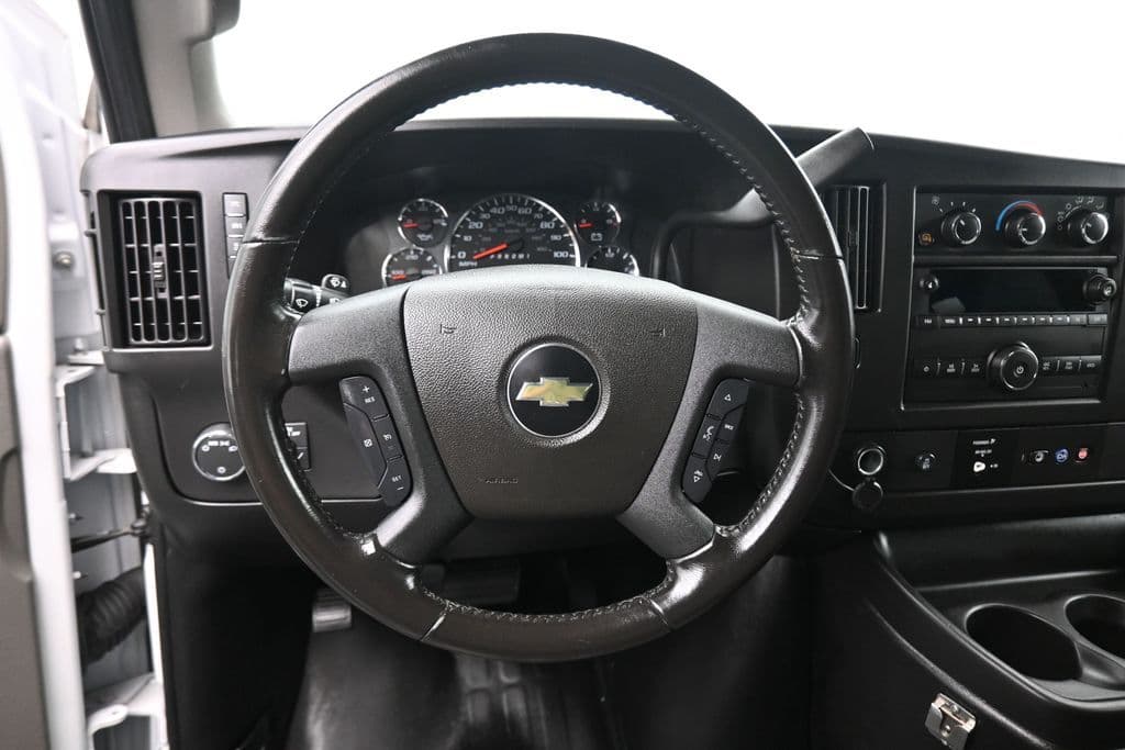 2023 Chevrolet Express 3500 LS Passenger, photo 14 of 53