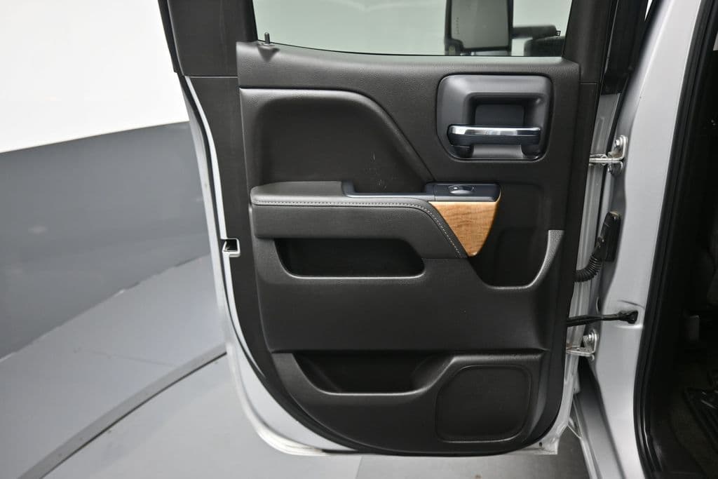 2018 Chevrolet Silverado 2500HD LTZ, photo 30 of 60