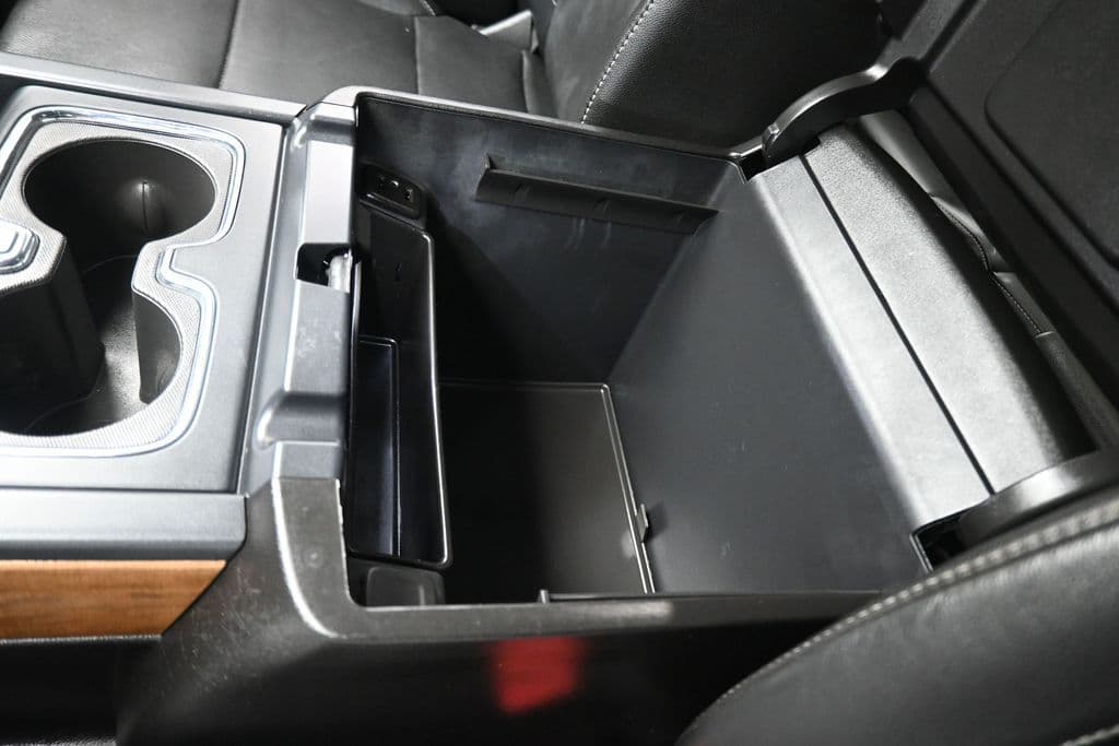 2018 Chevrolet Silverado 2500HD LTZ, photo 24 of 60