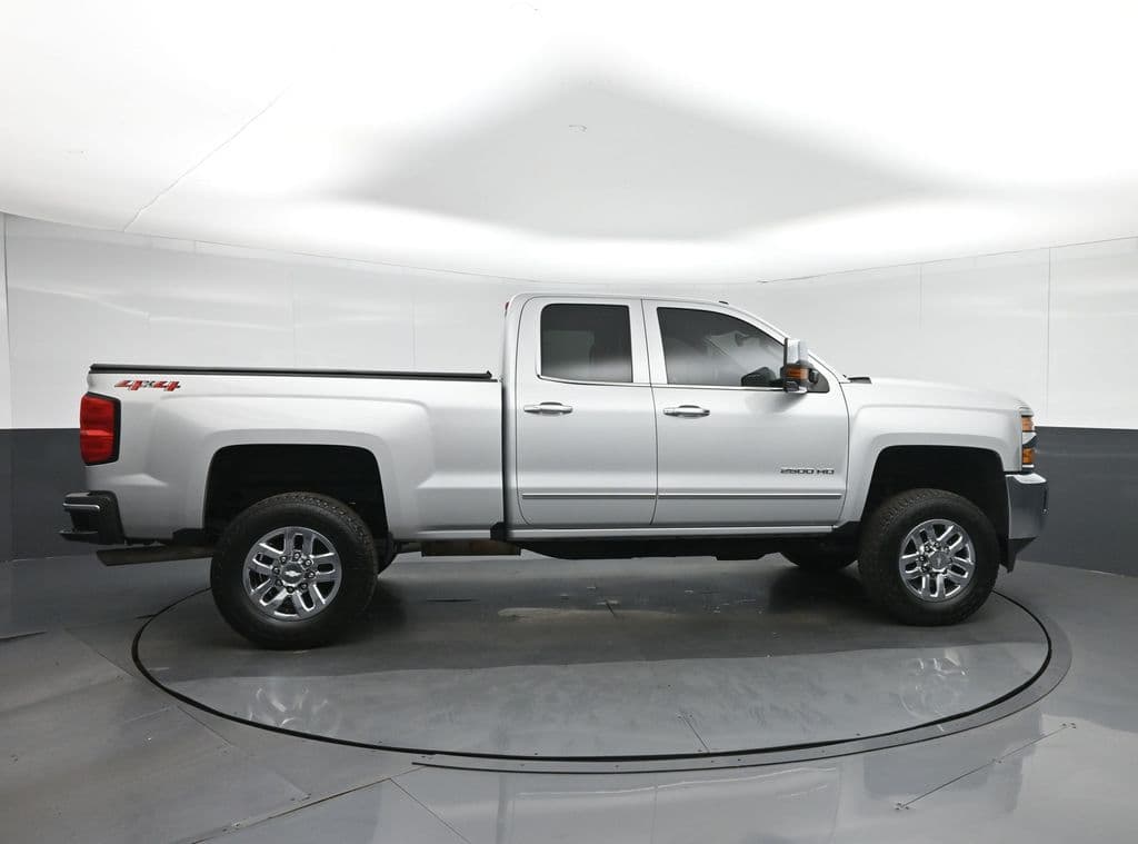 2018 Chevrolet Silverado 2500HD LTZ, photo 8 of 60