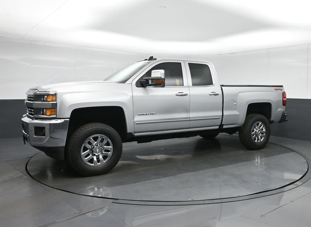 2018 Chevrolet Silverado 2500HD LTZ, photo 3 of 60