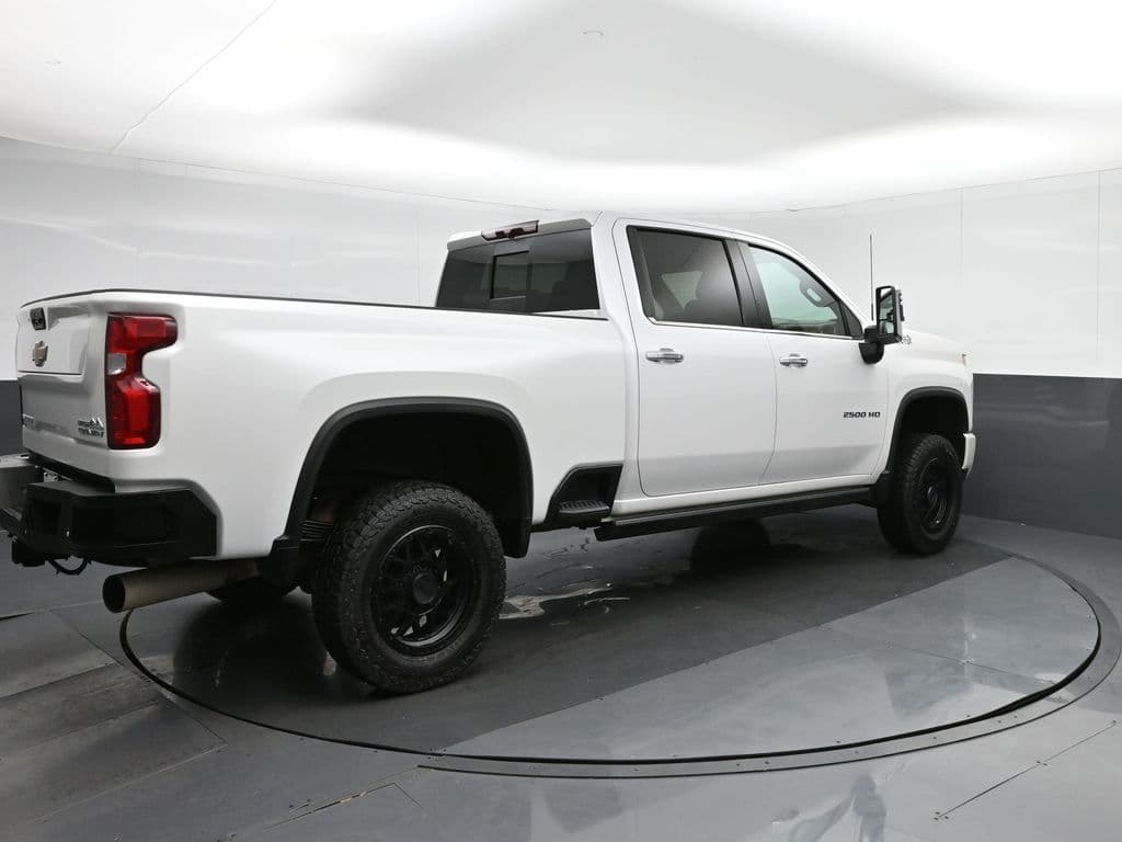 2022 Chevrolet Silverado 2500HD High Country, photo 7 of 85