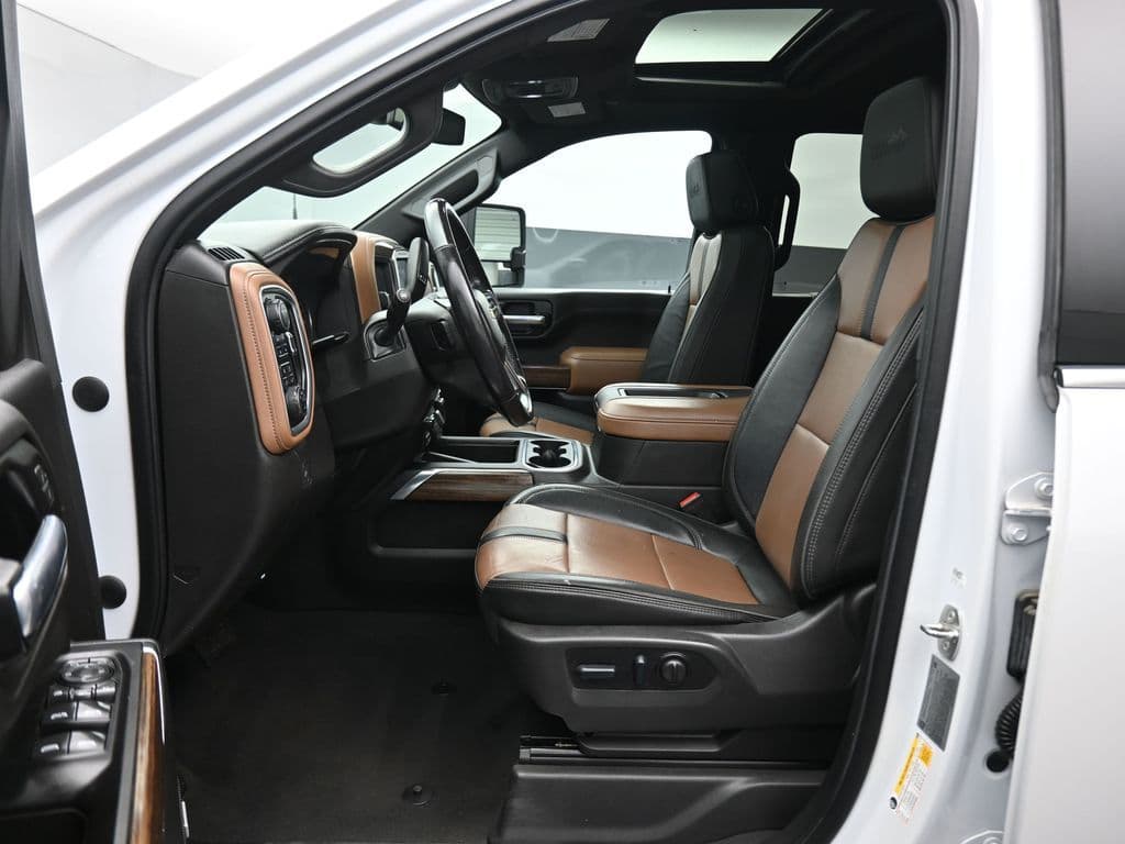 2022 Chevrolet Silverado 2500HD High Country, photo 12 of 85
