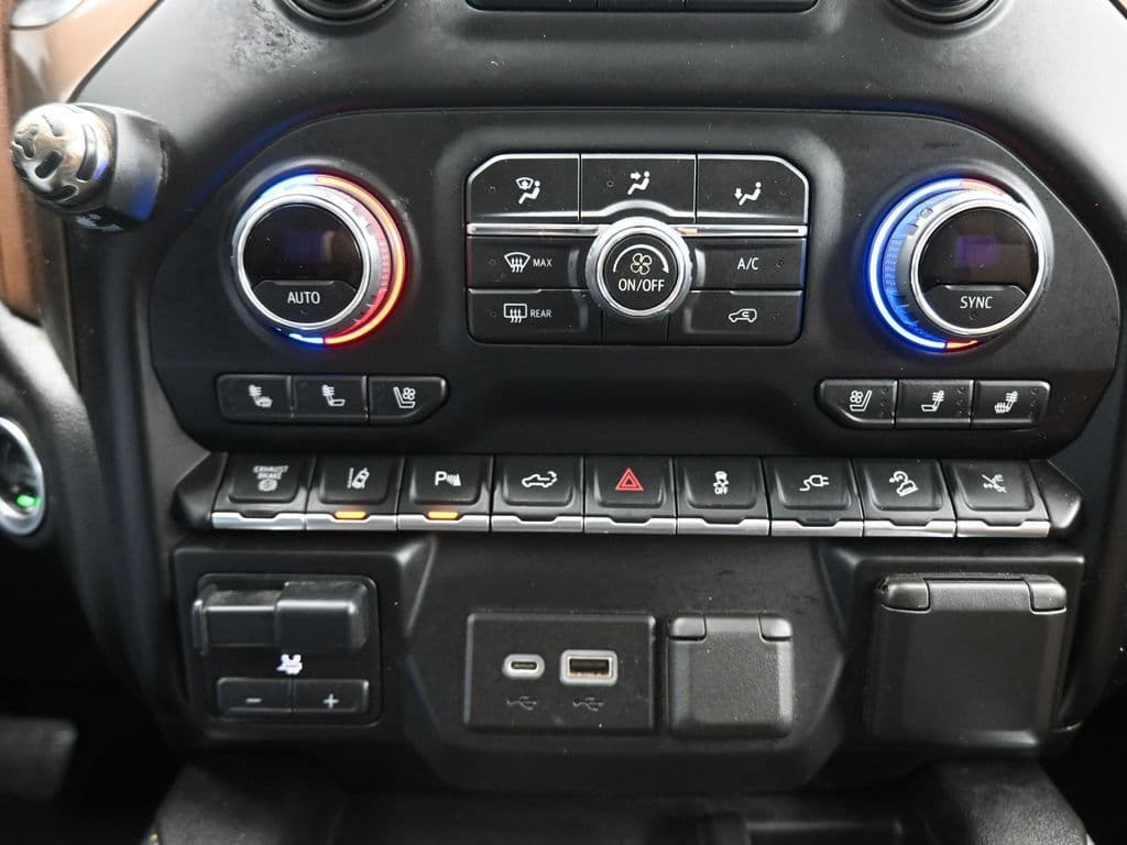2022 Chevrolet Silverado 2500HD High Country, photo 30 of 85