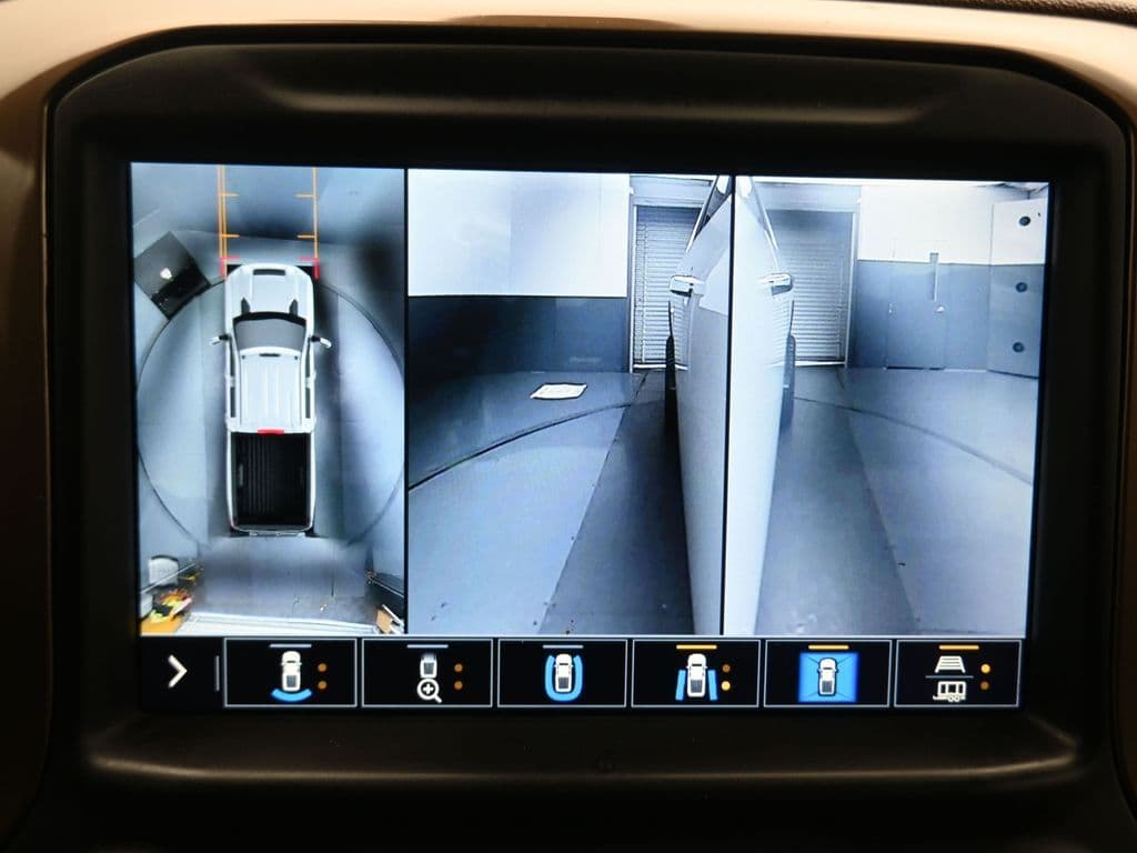 2022 Chevrolet Silverado 2500HD High Country, photo 26 of 85