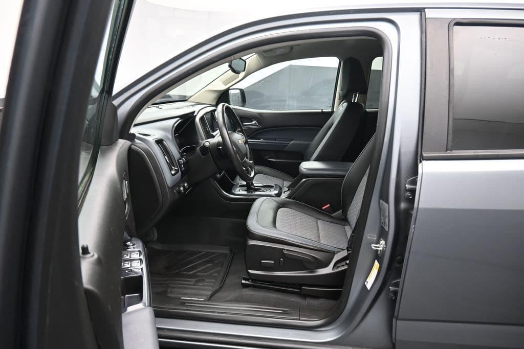 2021 Chevrolet Colorado Z71, photo 11 of 63