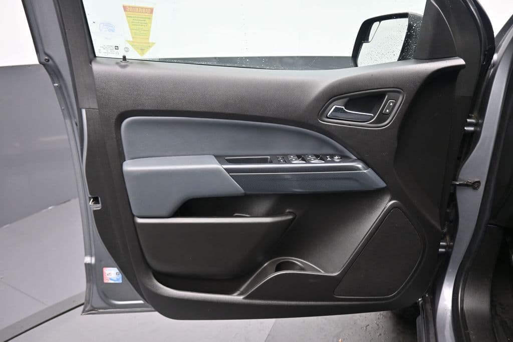 2021 Chevrolet Colorado Z71, photo 9 of 63