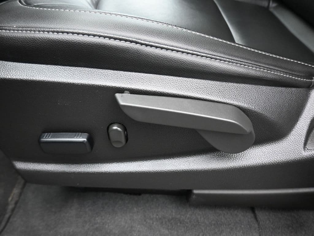 2022 Chevrolet Colorado Z71, photo 12 of 59