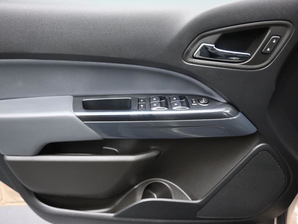 2022 Chevrolet Colorado Z71, photo 10 of 59