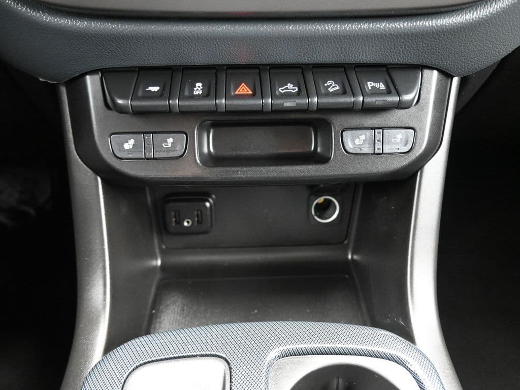 2022 Chevrolet Colorado Z71, photo 20 of 59